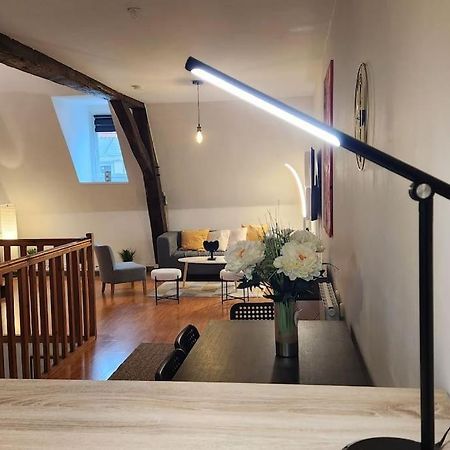 Appartement Grand Duplex Du Beffroi à Douai Extérieur photo